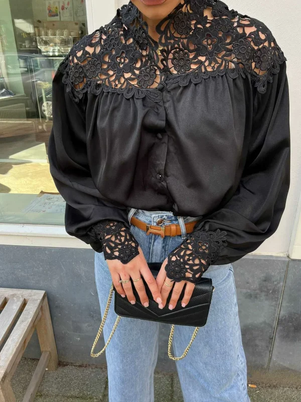 LOF Boutique Emily Lace Blouse Black> Tops & Blousjes