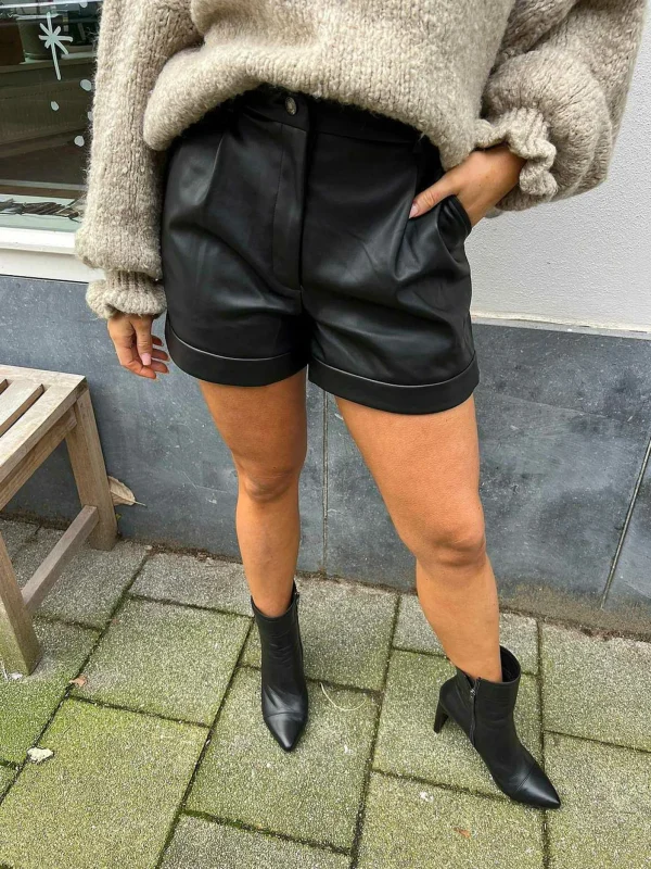 LOF Boutique Jamie Leatherlook Short Black> Shorts