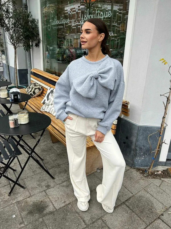 LOF Boutique Jasmin Bow Sweater Grey> Truien