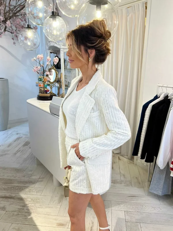 LOF Boutique Maya Broderie Blazer Beige> Blazers