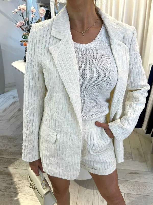 LOF Boutique Maya Broderie Blazer Beige> Blazers