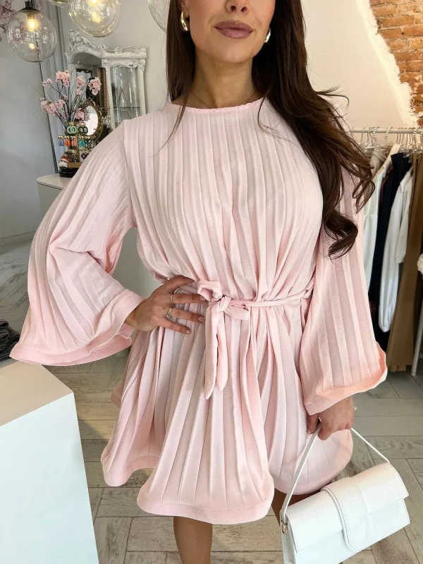 LOF Boutique Mila Plisse Dress Baby Pink> Jurken