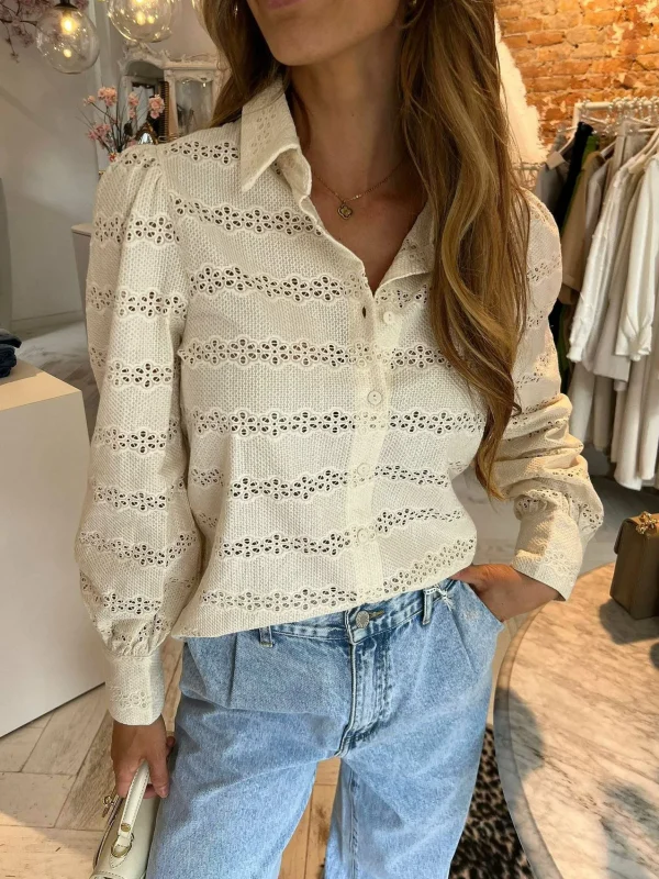 LOF Boutique Roos Broderie Blouse Beige> Tops & Blousjes