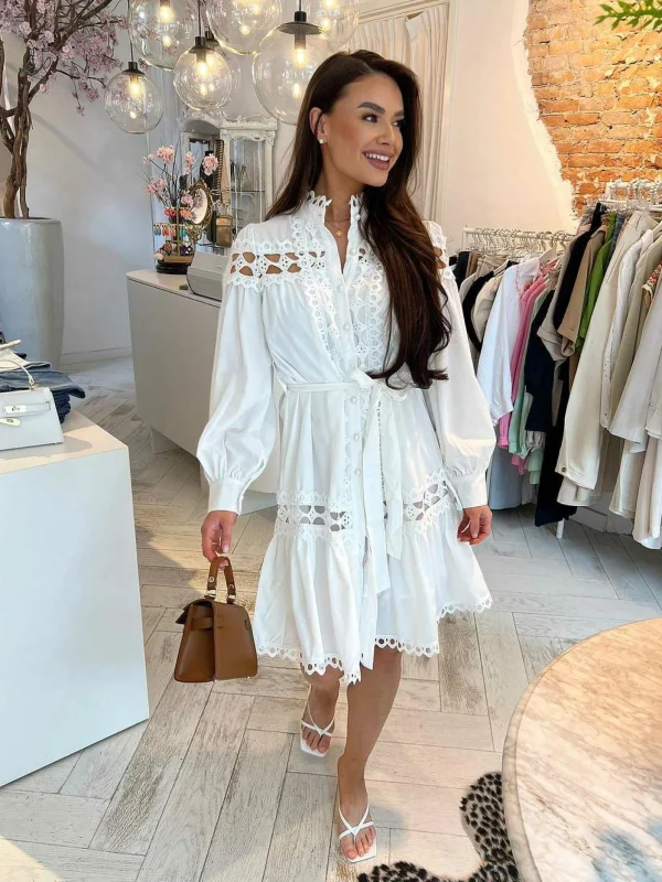 LOF Boutique Serina Broderie Dress White> Jurken