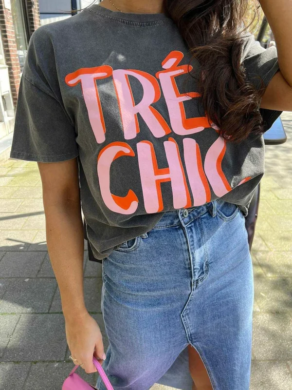 LOF Boutique Tres Chic Tee Dark Grey> Tops & Blousjes