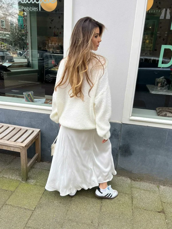 LOF Boutique Vive Silky Maxi Skirt Off White> Rokken